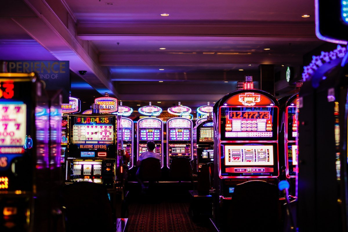 Huikee Casino Arvostelu – pidä hauskaa nopeasti